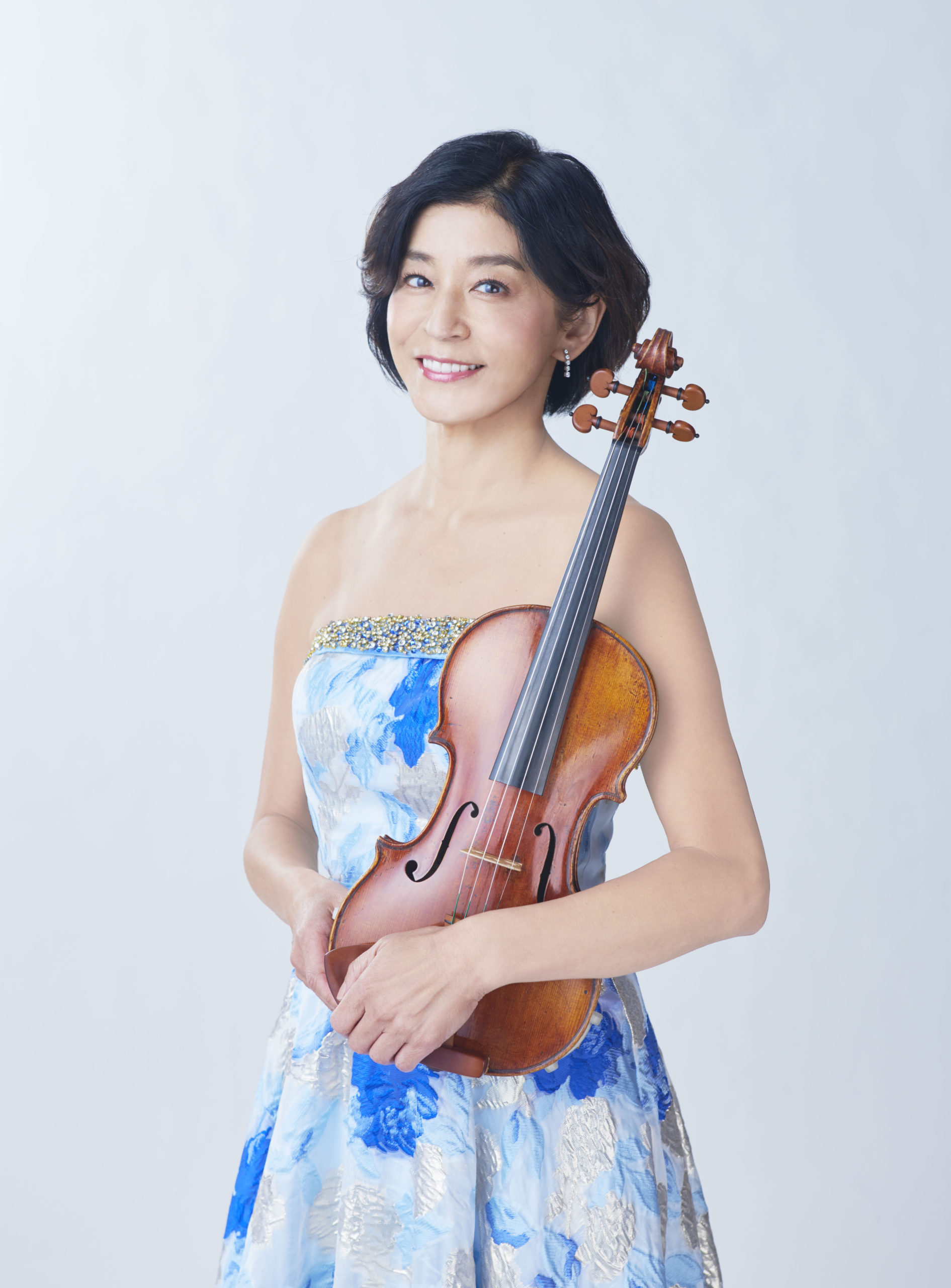 千葉県東総文化会館開館30周年記念 高嶋ちさ子 with Super Cellists